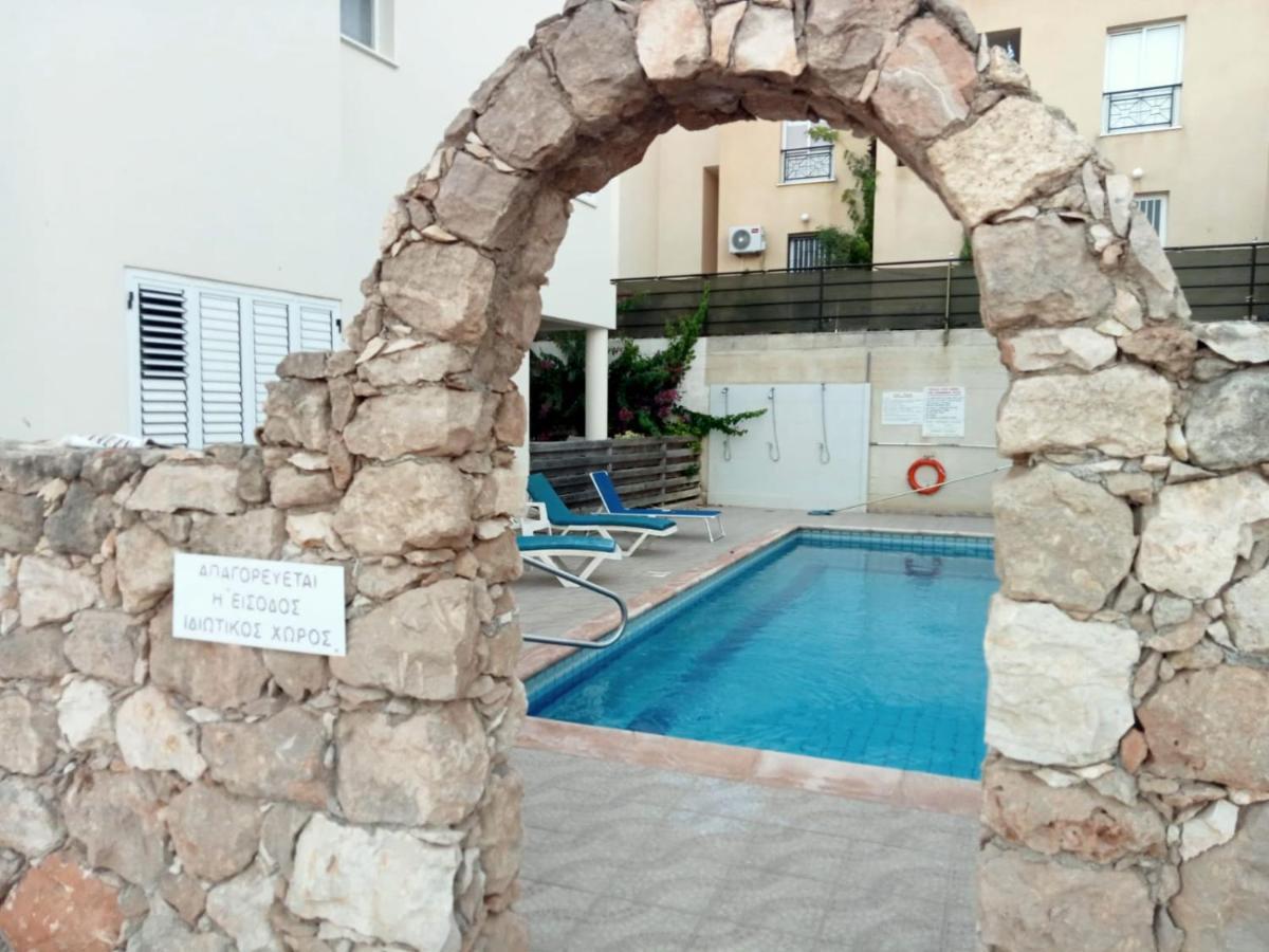 No3,23 Neilmmantos St Peyia Villa Eksteriør billede